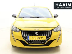 Geel Gebruikt 2022 Peugeot 208 Allure Hatchback | € 18.945 (Duur)
