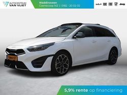 Deluxe white m Gebruikt 2023 Kia Ceed Sportswagon Stationwagen | € 27.795