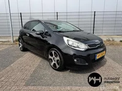 Zwart Gebruikt 2012 Kia Rio Hatchback | € 3.280 (Goede deal)