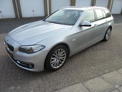 Grijs Gebruikt 2013 BMW 520 Luxury Line Stationwagen | € 9.550 (Goede deal)