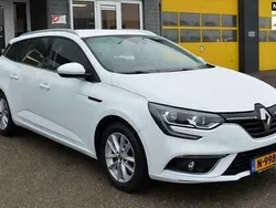 Wit Gebruikt 2018 Renault Mégane GrandTour LIMITED Stationwagen | € 15.895 (Iets duurder)