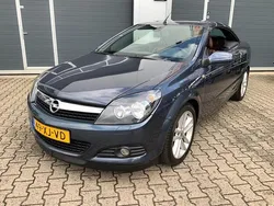 Grijs Gebruikt 2007 Opel Astra Cabriolet Cosmo Cabriolet | € 1.500 (Super prijs)