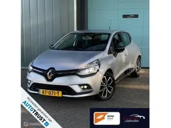 Grijs Gebruikt 2017 Renault Clio IV Iconic | € 9.950 (Eerlijke prijs)