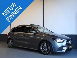 Grijs Gebruikt 2020 Mercedes B180 AMG MPV | € 27.945 (Eerlijke prijs)
