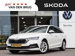 Wit Gebruikt 2022 Skoda Octavia Business Line Stationwagen | € 24.950 (Super prijs)
