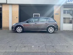 Grijs Gebruikt 2009 Opel Astra Hatchback | € 3.550 (Eerlijke prijs)