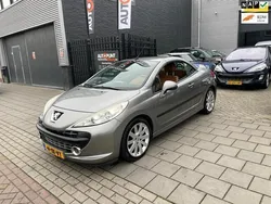 Grijs Gebruikt 2007 Peugeot 207 CC Sport Cabriolet | € 2.999 (Eerlijke prijs)