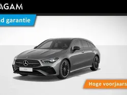 Grijs, metallic lak Gebruikt 2024 Mercedes CLA180 Shooting Brake Edition Stationwagen | € 46.950