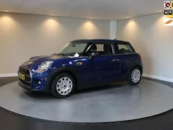 Blauw Gebruikt 2016 Mini ONE Hatchback | € 9.240 (Goede deal)