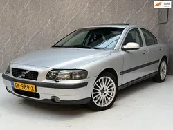 Grijs Gebruikt 2001 Volvo S60 Sedan | € 2.450 (Goede deal)