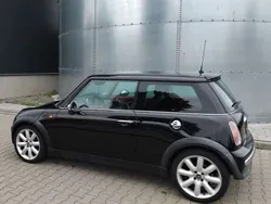 Zwart Gebruikt 2004 Mini Cooper Chili Hatchback | € 2.500 (Eerlijke prijs)