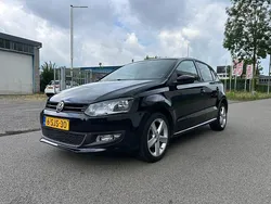 Zwart Gebruikt 2013 VW Polo Highline Hatchback | € 6.450 (Eerlijke prijs)