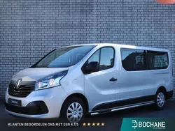 Gris platine (d69) Gebruikt 2017 Renault Trafic Expression Van | € 23.745