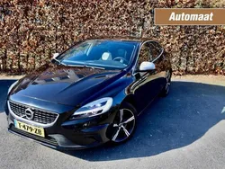 Zwart Gebruikt 2017 Volvo V40 R-Design Stationwagen | € 13.750 (Goede deal)