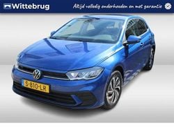 Blauw Gebruikt 2023 VW Polo Life Hatchback | € 17.950 (Eerlijke prijs)