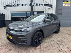 Grijs Gebruikt 2024 VW Tiguan R-line Edition SUV | € 50.950 (Eerlijke prijs)