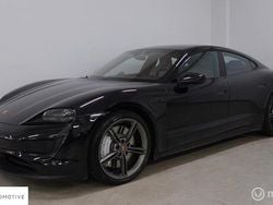 Zwart Gebruikt 2022 Porsche Taycan 4S Performance Package Sedan | € 57.950 (Eerlijke prijs)