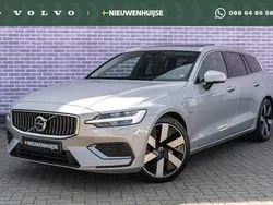 Grijs Gebruikt 2023 Volvo V60 Ultimate Stationwagen | € 42.399 (Eerlijke prijs)