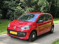 Rood Gebruikt 2015 VW up! Move Hatchback | € 6.400 (Eerlijke prijs)