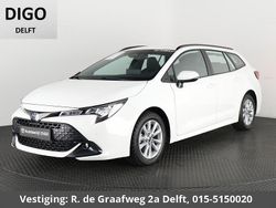 Wit Gebruikt 2024 Toyota Corolla Business Edition Stationwagen | € 27.800 (Eerlijke prijs)