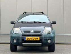 Groen Gebruikt 2001 Renault Scénic MPV | € 2.250 (Eerlijke prijs)