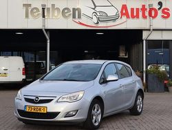 Grijs Gebruikt 2010 Opel Astra Edition Hatchback | € 2.485 (Eerlijke prijs)