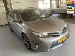 Grijs Gebruikt 2015 Toyota Auris Touring Sports Stationwagen | € 10.500 (Eerlijke prijs)
