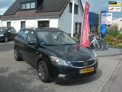 Zwart Gebruikt 2011 Kia Ceed Hatchback | € 3.999 (Goede deal)