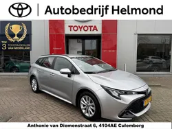 Grijs Gebruikt 2023 Toyota Corolla Hybrid Active Stationwagen | € 28.749