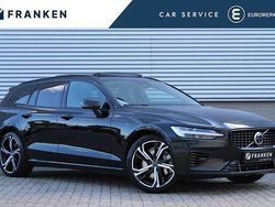 Zwart, metallic lak Gebruikt 2025 Volvo V60 Plus Stationwagen | € 45.800 (Eerlijke prijs)