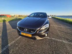 Zwart Gebruikt 2013 Volvo V40 R-Design Stationwagen | € 6.999 (Eerlijke prijs)