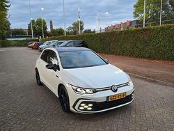 Gebruikt 2022 VW Golf VIII Style | € 31.999 (Goede deal)