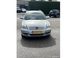 Grijs Gebruikt 2004 Toyota Avensis Terra Stationwagen | € 2.250 (Goede deal)