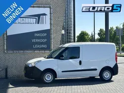 Wit Gebruikt 2016 Opel Combo Edition MPV | € 4.950 (Eerlijke prijs)