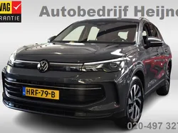 Grijs Gebruikt 2024 VW Tiguan Edition SUV | € 41.745 (Goede deal)