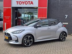 Grijs Nieuw 2025 Toyota Yaris Hybrid Executive Hatchback | € 36.400 (Iets duurder)
