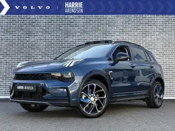 Blauw, metallic lak Gebruikt 2023 Lynk & Co 01 SUV | € 28.399 (Eerlijke prijs)