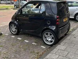 Zwart Gebruikt 2003 Smart ForTwo Coupé Pure Coupé | € 500 (Goede deal)