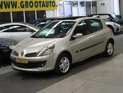 Beige Gebruikt 2007 Renault Clio II Exception Hatchback | € 1.944 (Goede deal)