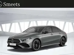 , metallic lak Nieuw 2025 Mercedes A180 AMG line Sedan | € 49.750 (Duur)