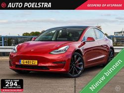 Rood Gebruikt 2019 Tesla Model 3 Performance Sedan | € 21.950 (Eerlijke prijs)