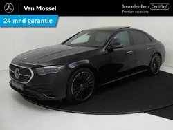 Zwart, metallic lak Gebruikt 2024 Mercedes E400 AMG line Sedan | € 87.945 (Eerlijke prijs)