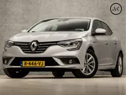Grijs Gebruikt 2018 Renault Mégane IV LIMITED Hatchback | € 13.945 (Eerlijke prijs)