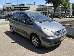 Grijs Gebruikt 2004 Citroën Xsara Picasso MPV | € 950 (Goede deal)