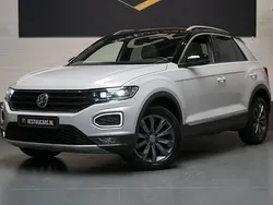 Wit Gebruikt 2020 VW T-Roc Beats SUV | € 28.950 (Eerlijke prijs)