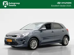 Grijs Gebruikt 2022 Kia Rio Hatchback | € 16.450 (Eerlijke prijs)