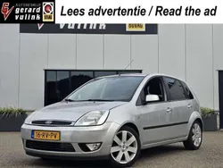 Grijs Gebruikt 2005 Ford Fiesta Hatchback | € 1.490 (Goede deal)