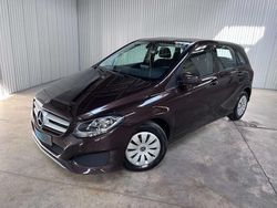 Bruin Gebruikt 2018 Mercedes B160 MPV | € 12.990