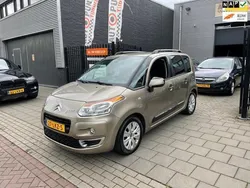 Beige, metallic lak Gebruikt 2010 Citroën C3 Picasso Exclusive MPV | € 4.999 (Eerlijke prijs)