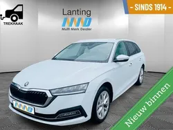 Wit Gebruikt 2021 Skoda Octavia Business Line Stationwagen | € 15.999 (Iets duurder)